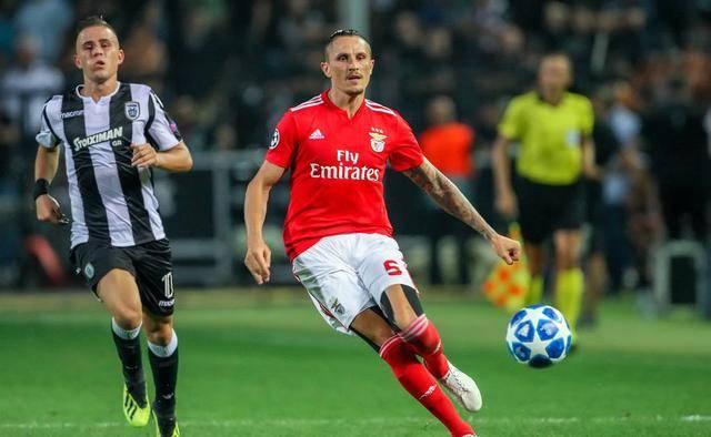 更凭借团队 更凭借团队