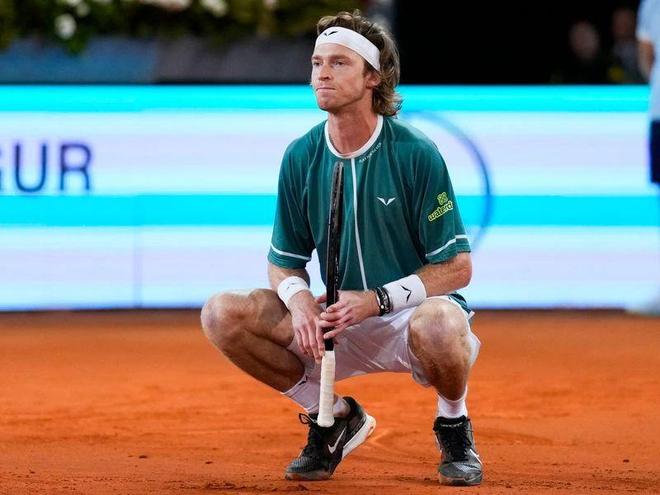 所有球员都 所有球员都